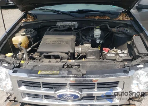 2011 Ford Escape Xlt z USA, uszkodzony, nr VIN 1FMCU0DG5BKA90743